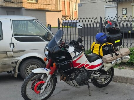 1990 Yamaha XTZ750 Super Tenere, белый, 320000 рублей, вид 2