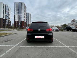 2011 Volkswagen Golf VI, чёрный, 550000 рублей, вид 2