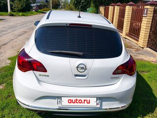 2014 Opel Astra J Рестайлинг, белый, 699000 рублей, вид 3