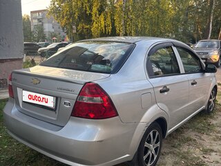 2010 Chevrolet Aveo I Рестайлинг, серый, 300000 рублей, вид 3