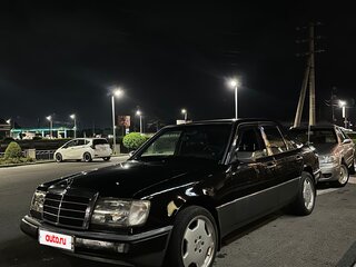 1991 Mercedes-Benz W124 250, чёрный, 1300000 рублей, вид 1