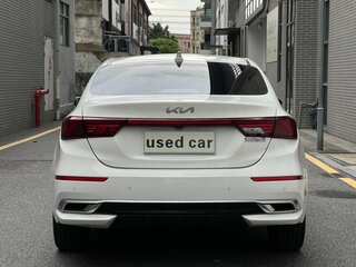 2022 Kia K3 II (China Market) Рестайлинг, белый, 1324000 рублей, вид 5