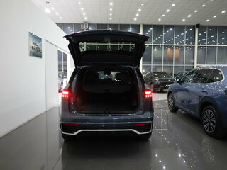 2026 Geely Monjaro I Рестайлинг, серый, 4954990 рублей, вид 3