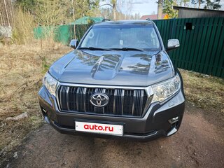 2021 Toyota Land Cruiser Prado 150 Series Рестайлинг 3, серый, 6500000 рублей, вид 3