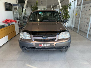 2016 Chevrolet Niva I Рестайлинг, серый, 580000 рублей, вид 3
