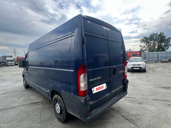 2011 Peugeot Boxer, синий, 850000 рублей - вид 5