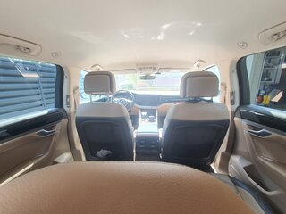 2019 Volkswagen Touareg III, бежевый, 3700000 рублей, вид 5