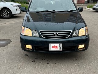 1998 Toyota Gaia, зелёный, 530000 рублей, вид 2