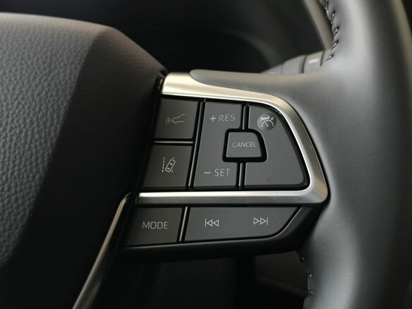 2026 Toyota Highlander IV (XU70), белый - вид 17