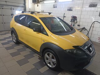 2009 SEAT Altea Freetrack I, жёлтый, 630000 рублей, вид 1