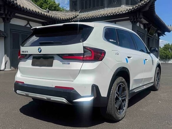 2023 BMW X1 20Li sDrive III (U11/U12), белый - вид 3