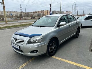 2006 Toyota Avensis II Рестайлинг, серебристый, 599000 рублей, вид 3