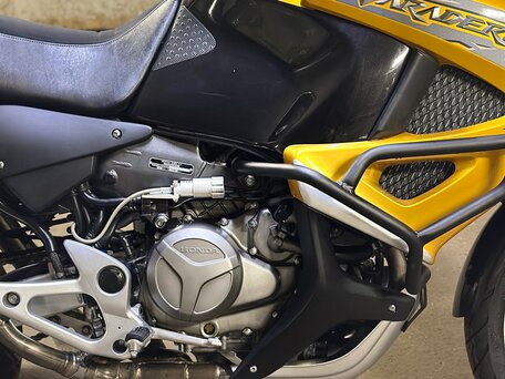 2009 Honda XL1000V Varadero, золотистый, 680000 рублей, вид 4