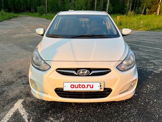 2011 Hyundai Solaris I, белый, 670000 рублей, вид 2