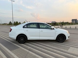 2019 Skoda Rapid I Рестайлинг, белый, 1080000 рублей, вид 4