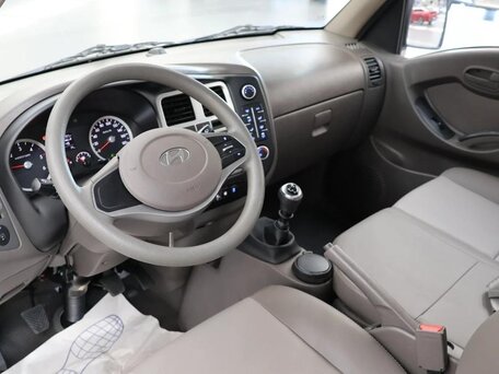 2026 Hyundai Porter, белый, 4290000 рублей, вид 4