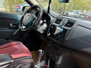 2015 Renault Sandero Stepway II, красный, 800000 рублей, вид 3