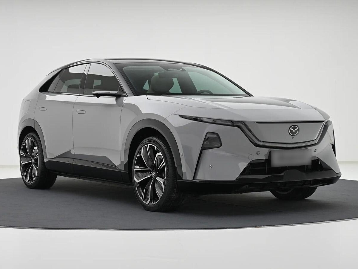 Открыть фотографии: Mazda EZ-60