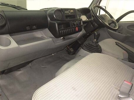 2015 Toyota Dyna, белый, 3231002 рублей, вид 5