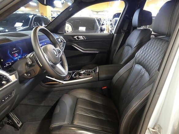 2024 BMW X7 40d I (G07) Рестайлинг, серый - вид 16