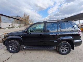 2008 Toyota Land Cruiser Prado 4-speed 120 Series Рестайлинг, чёрный, 1875000 рублей, вид 3