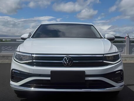 2023 Volkswagen Bora IV (China Market) Рестайлинг, белый, 1555000 рублей, вид 3
