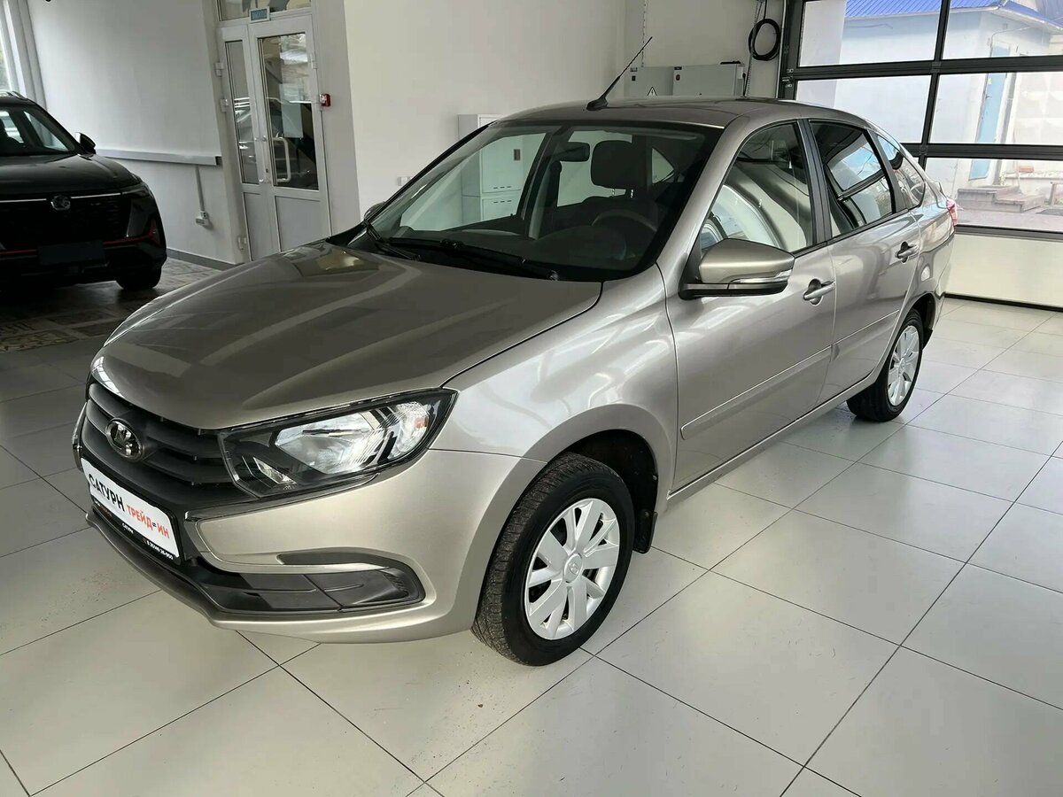 Открыть фотографии: Lada (ВАЗ) Granta I Рестайлинг