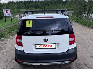 2013 Skoda Yeti I, белый, 650000 рублей, вид 5