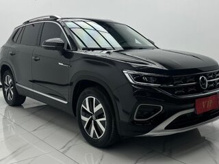 2023 Volkswagen Tayron I Рестайлинг, чёрный, 3090000 рублей, вид 2