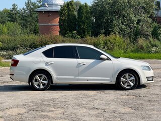 2014 Skoda Octavia III (A7), белый, 1100000 рублей, вид 4