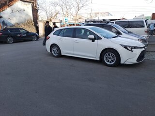 2022 Toyota Corolla XII (E210), белый, 1600000 рублей, вид 2