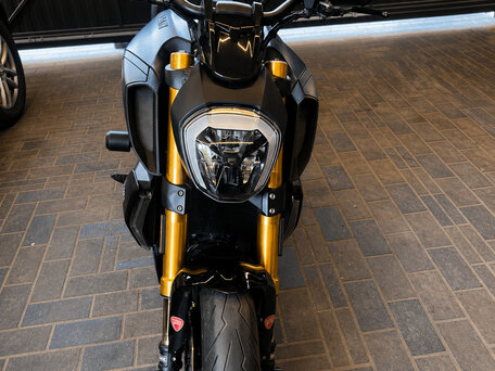 2021 Ducati Diavel 1260 S, чёрный, 2000000 рублей, вид 2