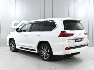 2017 Lexus LX 570 III Рестайлинг 2, белый, 6100000 рублей, вид 2