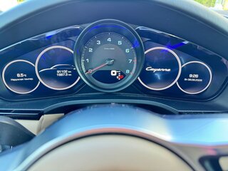 2018 Porsche Cayenne III, чёрный, 5400000 рублей, вид 4