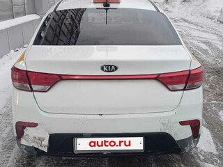 2019 Kia Rio IV, белый, 800000 рублей, вид 3