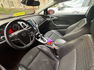 2012 Opel Astra GTC J Рестайлинг, красный, 790000 рублей, вид 3