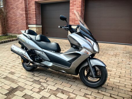 2010 Honda Silver Wing 600, серый, 499000 рублей, вид 4