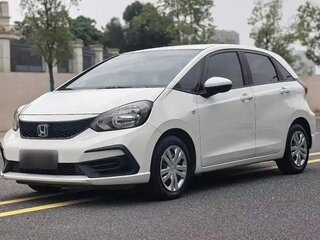 2022 Honda Fit IV, белый, 1240000 рублей, вид 3