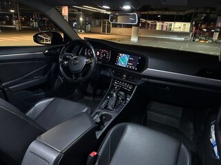2018 Volkswagen Jetta 8-speed VII, красный, 1480000 рублей, вид 5