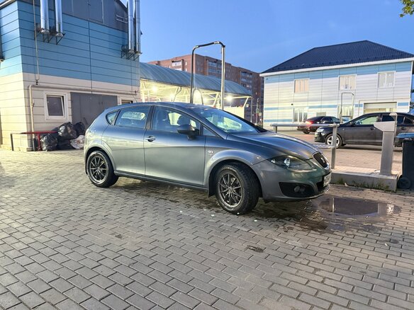 2012 SEAT Leon II Рестайлинг, серый, 600000 рублей - вид 1