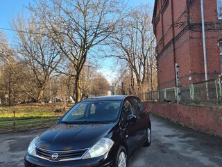 2010 Nissan Tiida I Рестайлинг, чёрный, 850000 рублей, вид 5