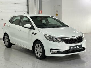 2016 Kia Rio III Рестайлинг, белый, 1154000 рублей, вид 1