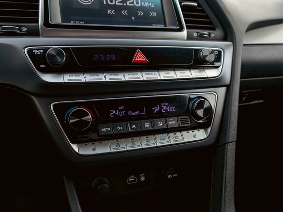 2019 Hyundai Sonata VII (LF) Рестайлинг, чёрный, 1545000 рублей - вид 14