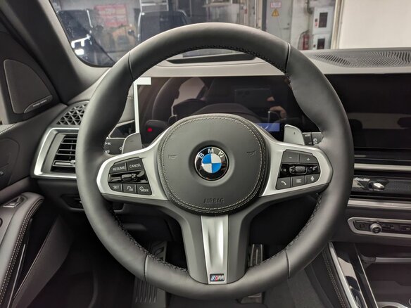 2025 BMW X5 40i IV (G05/G18) Рестайлинг, чёрный - вид 17