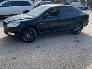 2010 Skoda Octavia DSG7 II (A5) Рестайлинг, чёрный, 590000 рублей, вид 5