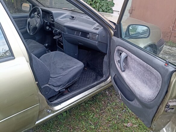 2006 Daewoo Nexia I, жёлтый, 79000 рублей - вид 8