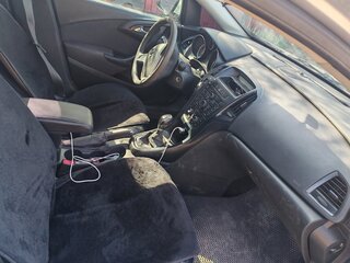 2014 Opel Astra J Рестайлинг, серебристый, 720000 рублей, вид 5