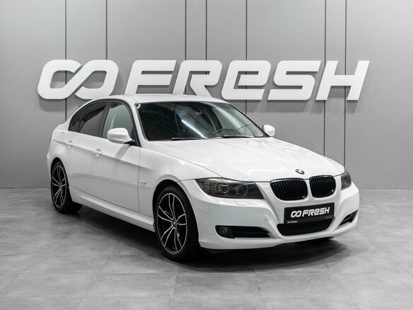 2011 BMW 3 серии 318i V (E90/E91/E92/E93) Рестайлинг, белый