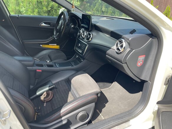 2017 Mercedes-Benz GLA 200 I (X156) Рестайлинг, белый, 1750000 рублей - вид 3