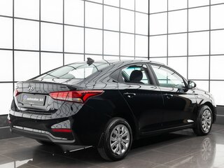 2018 Hyundai Solaris II, чёрный, 1350000 рублей, вид 4